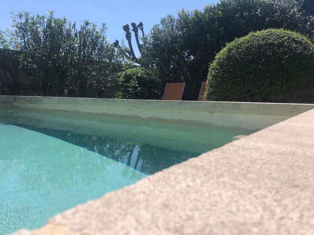 B&B - Le Vieux Figuier Vacqueyras Exterior photo